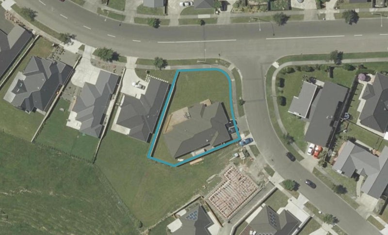 2 Varsity Heights, Fitzherbert, Palmerston North - Carousel 1