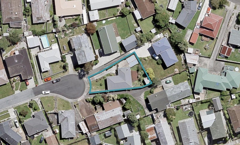 21 Haylock Grove, Totara Park, Upper Hutt - Carousel 1