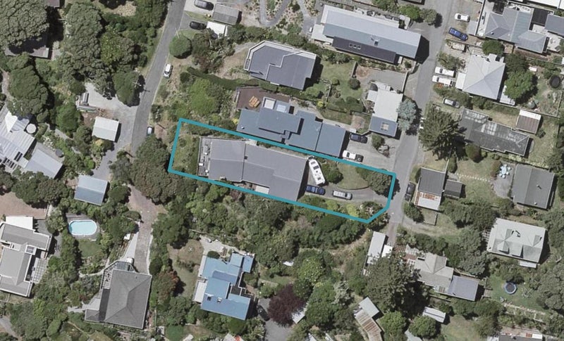 21 Karekare Road, Raumati South, Paraparaumu - Carousel 1