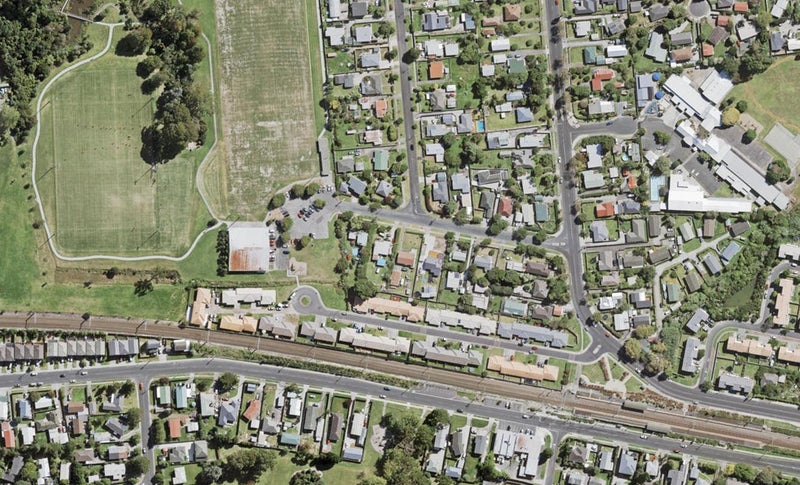 16/8 Robertson Road, Ranui, Auckland - Carousel 1