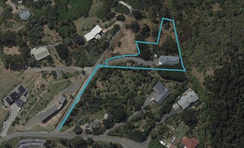 63 Bayview Road, Charteris Bay, Lyttelton - Carousel 1