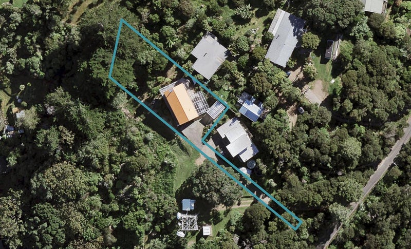 35 Albert Crescent, Ostend, Waiheke Island - Carousel 1