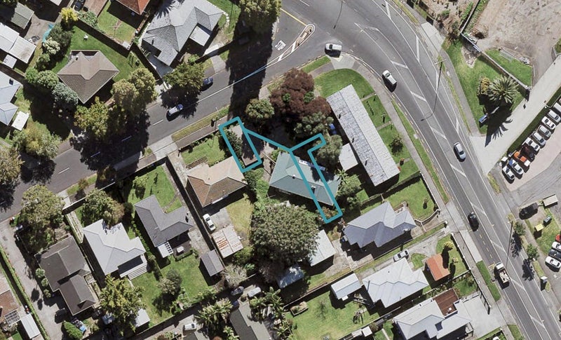 4/4 Mead Street, Avondale, Auckland - Carousel 1