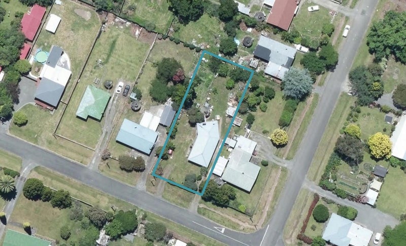 13 Grey Street, Frasertown, Wairoa - Carousel 1
