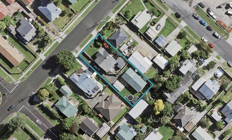 1/14 Graham Road, Conifer Grove, Takanini - Carousel 1