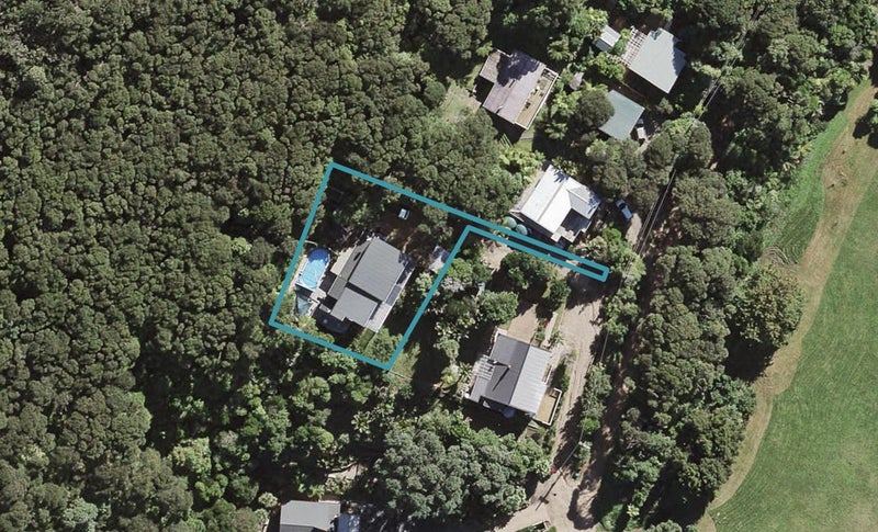 26 Wairua Road, Omiha, Waiheke Island - Carousel 1