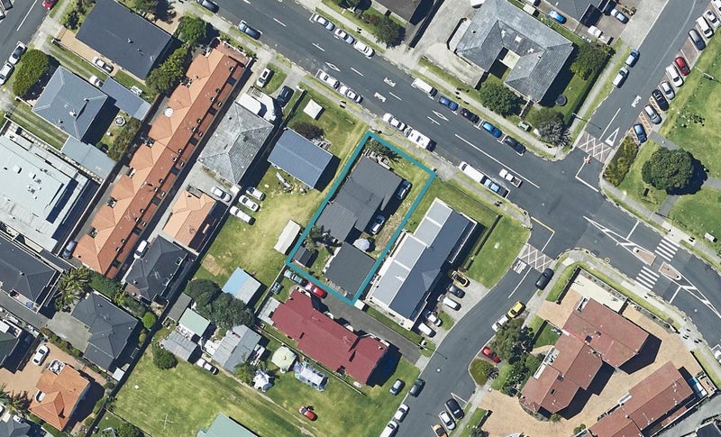 54 Maunganui Road, Mount Maunganui, Mount Maunganui - Carousel 1