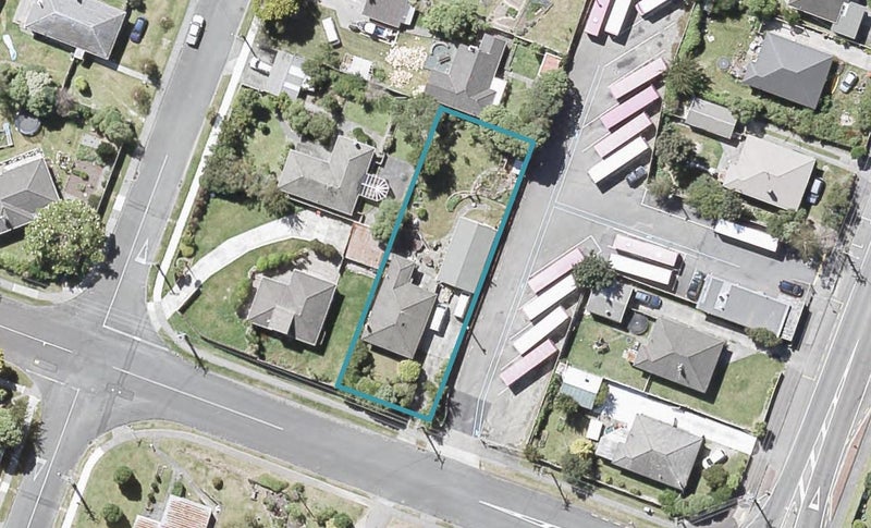 4 Burden Avenue, Wainuiomata, Lower Hutt - Carousel 1