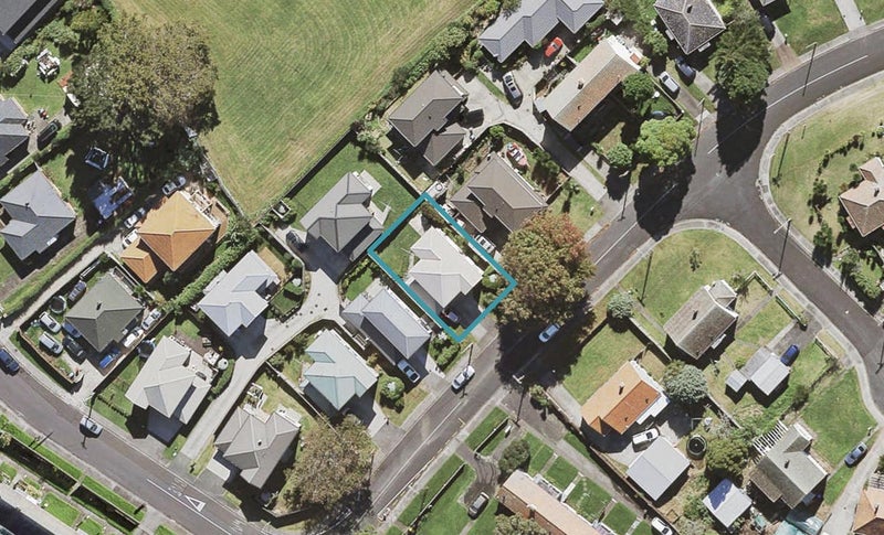 71 Denny Avenue, Wesley, Auckland - Carousel 1