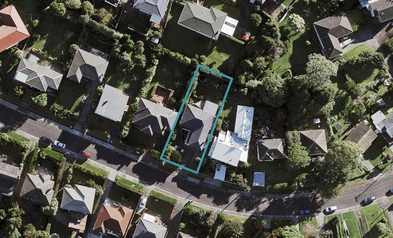 73 Mount Royal Avenue, Mount Albert, Auckland - Carousel 1