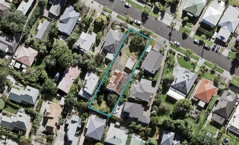 16 Springfield Road, Morningside, Auckland - Carousel 1