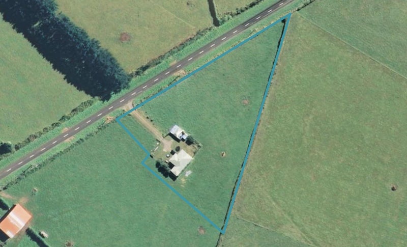 47 Ohawe Road, Hawera - Carousel 1