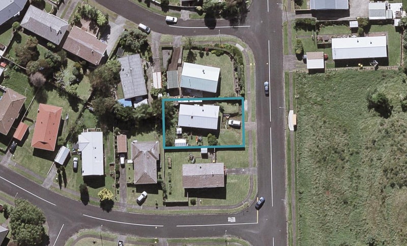49 Riversdale Drive, Merrilands, New Plymouth - Carousel 1