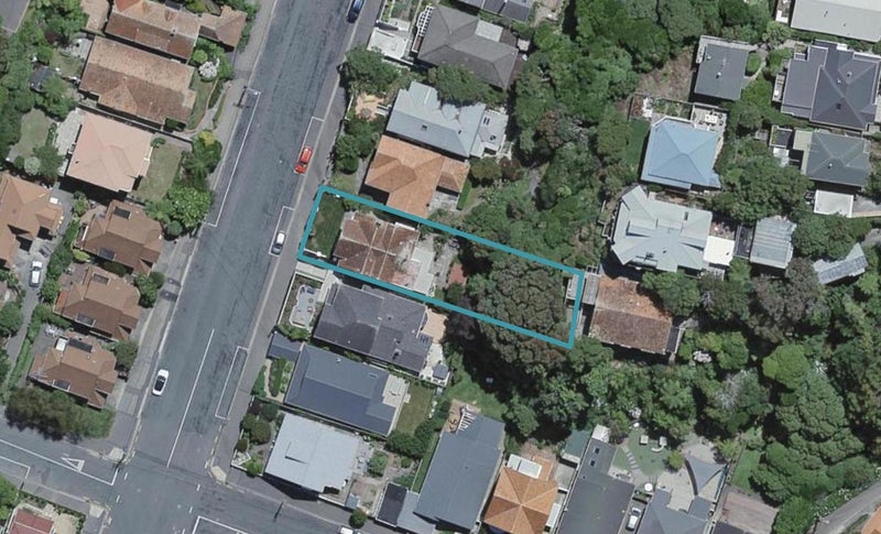 13 Glen Road, Kelburn, Wellington - Carousel 1