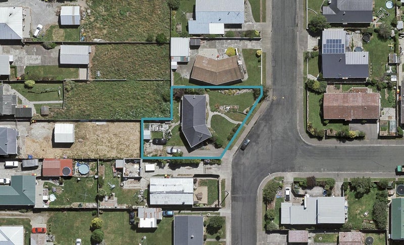 10 Henderson Street, Kingswell, Invercargill - Carousel 1