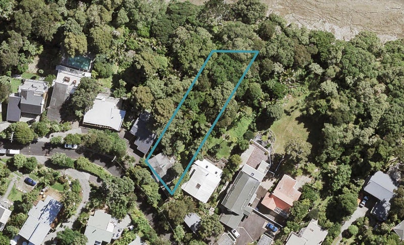 30 Opou Road, Titirangi, Auckland - Carousel 1