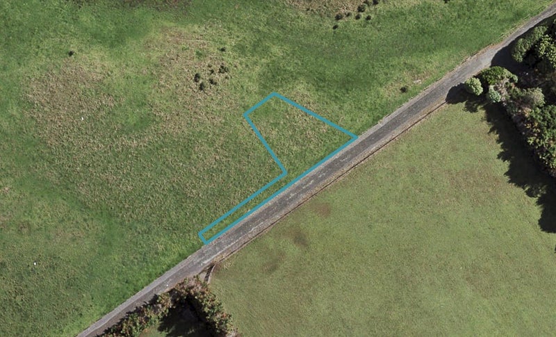 16 Te Atairehia Road, Karaka, Papakura - Carousel 1