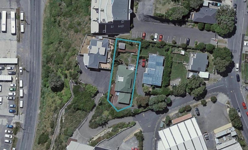 8 Aranui Street, Maupuia, Wellington - Carousel 1