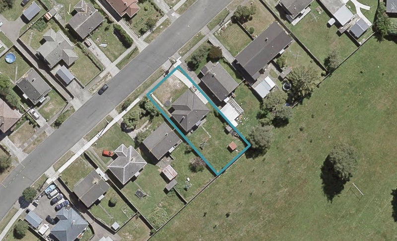 128 Reynolds Street, Taita, Lower Hutt - Carousel 1