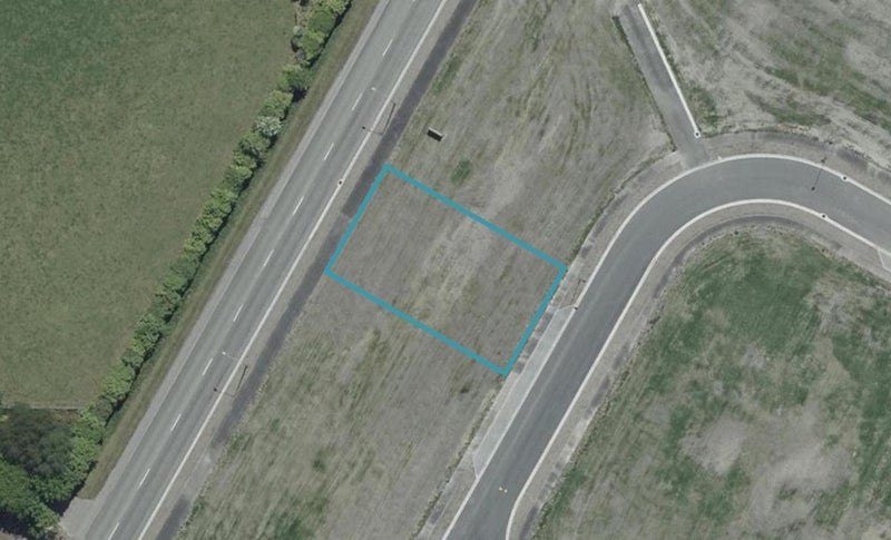 18 Eleanor Lane, Casebrook, Christchurch - Carousel 1