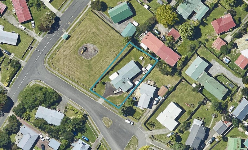 6 Cedar Place, Owhata, Rotorua - Carousel 1