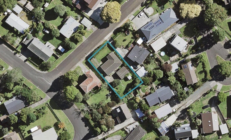 2 Chrisarda Place, Red Hill, Papakura - Carousel 1