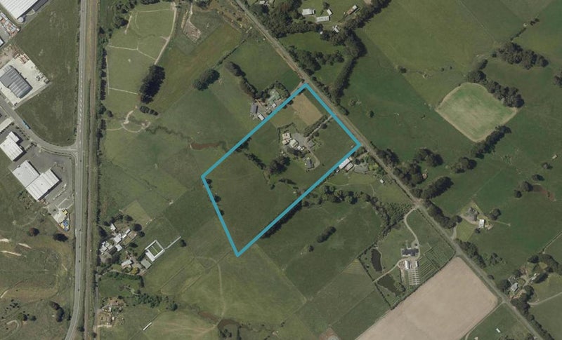 609 Roberts Line, Kelvin Grove, Palmerston North - Carousel 1