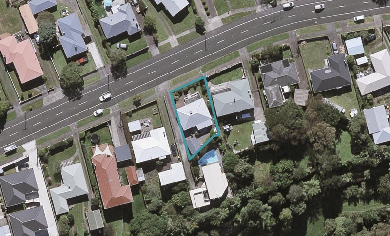 233 Omata Road, Spotswood, New Plymouth - Carousel 1
