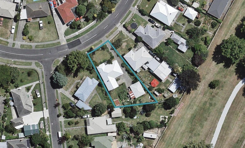75 Seddon Crescent, Marewa, Napier - Carousel 1