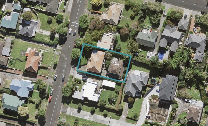 121A Parau Street, Mount Eden, Auckland - Carousel 1