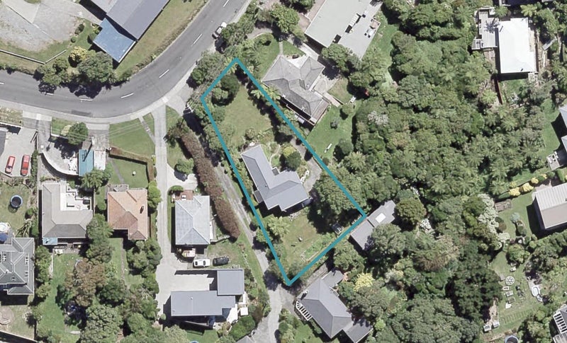55 Poto Road, Normandale, Lower Hutt - Carousel 1