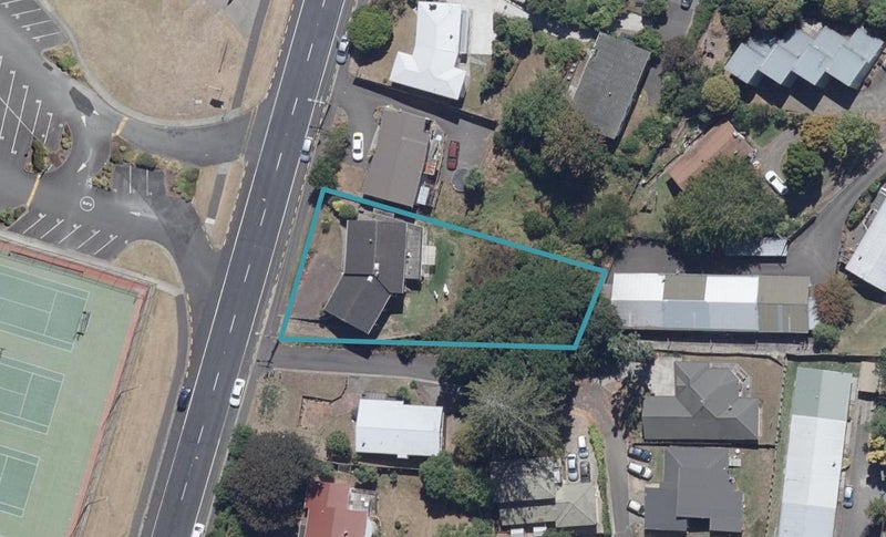 86 Hillcrest Road, Hillcrest, Hamilton - Carousel 1