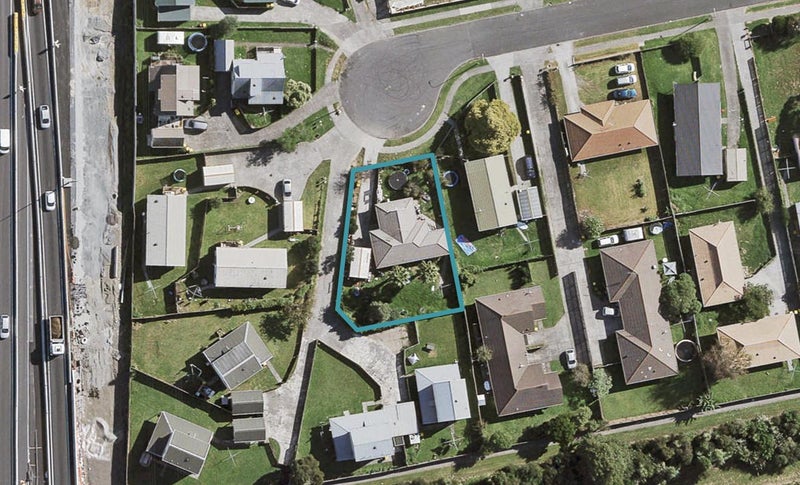 92 Trimdon Street, Randwick Park, Auckland - Carousel 1