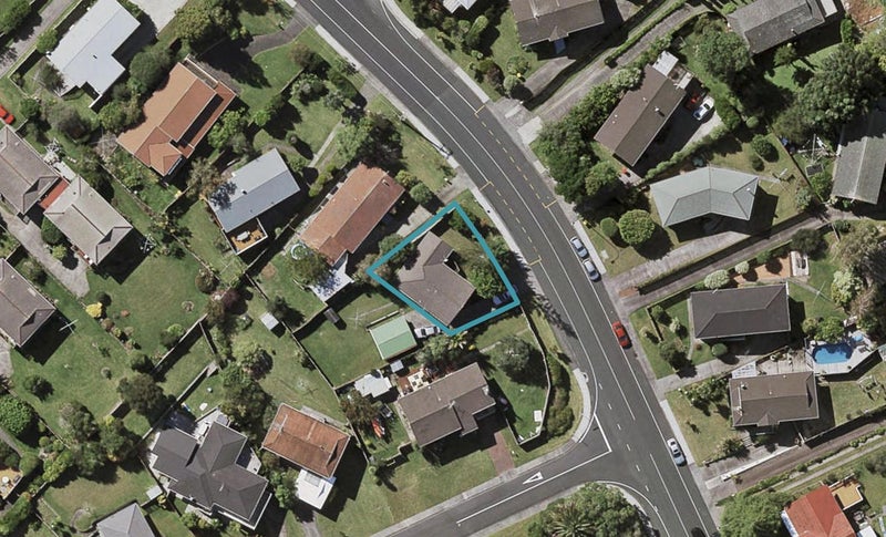 83 Sycamore Drive, Sunnynook, Auckland - Carousel 1