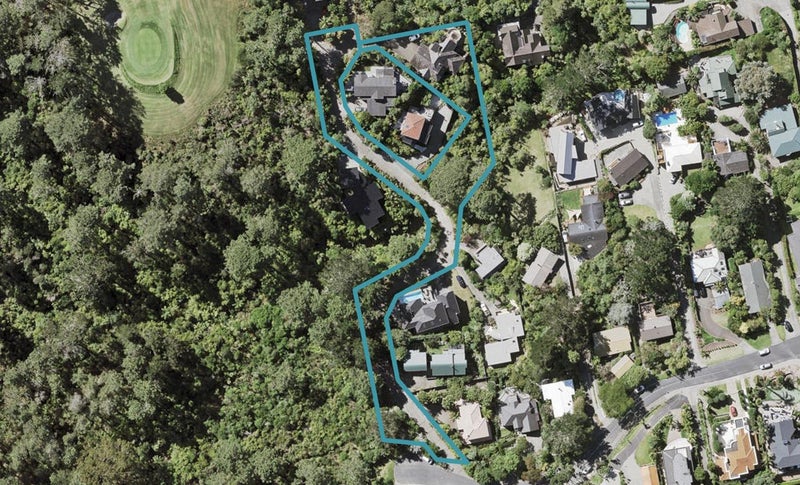 9 Tree Fern Trail, Campbells Bay, Auckland - Carousel 1