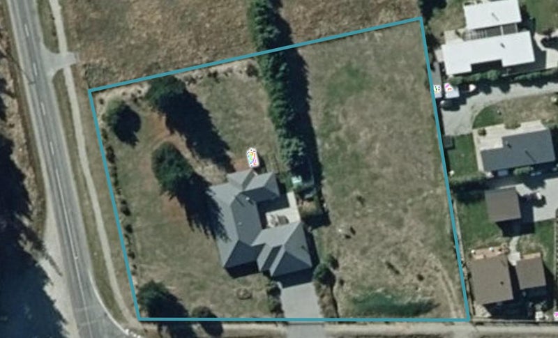 5 Cemetery Road, Wanaka - Carousel 1