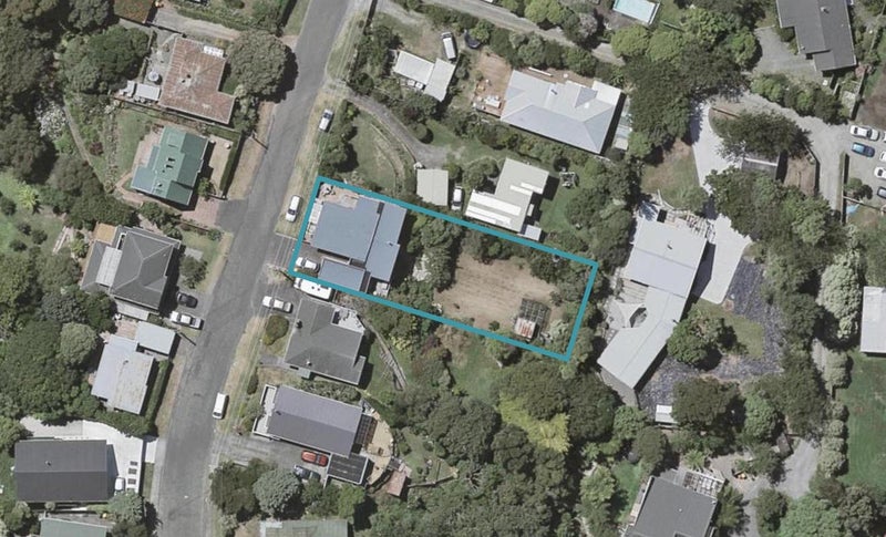 49 Dale Road, Raumati South, Paraparaumu - Carousel 1