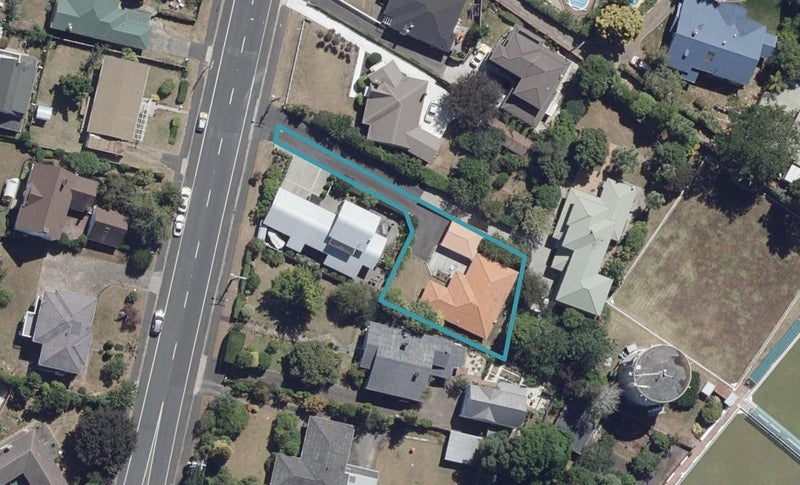 8A Hillcrest Road, Hillcrest, Hamilton - Carousel 1