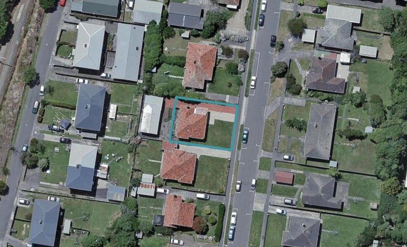 6 Bould Street, Johnsonville, Wellington - Carousel 1
