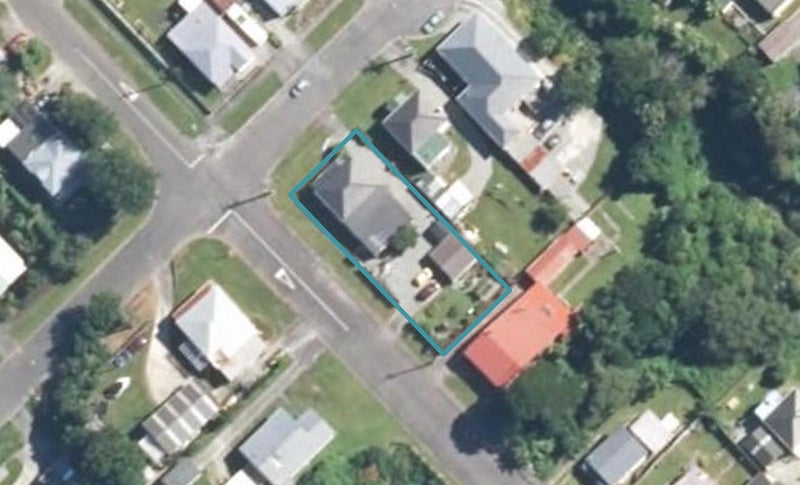 23 Richmond Street, Cobden, Greymouth - Carousel 1