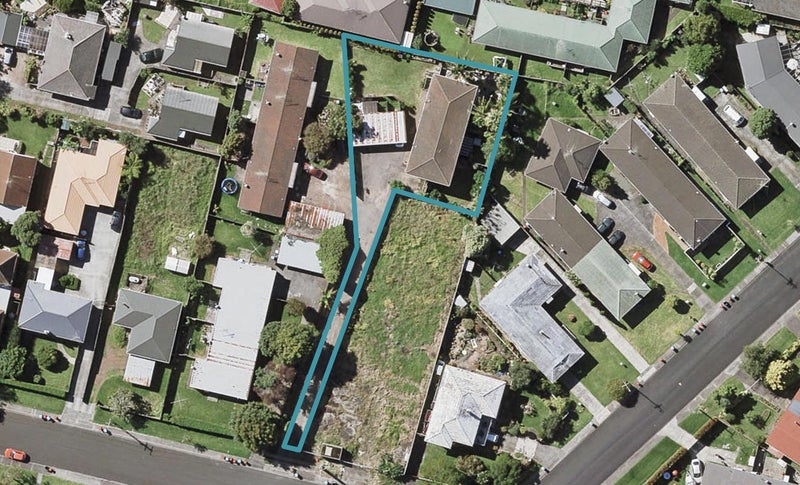 2/0 Allenby Road, Panmure, Auckland - Carousel 1