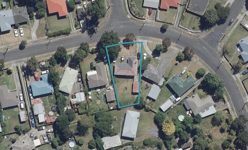 60 Shakespeare Avenue, Enderley, Hamilton - Carousel 1