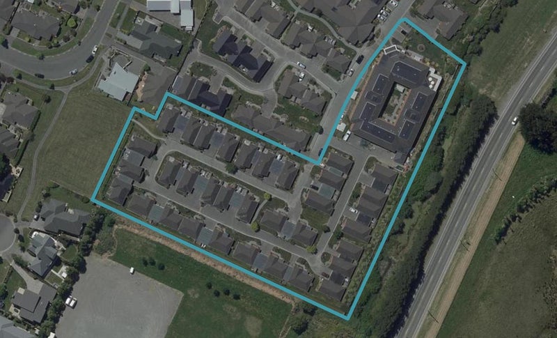 81/5 Corbett Crescent, Aidanfield, Christchurch - Carousel 1