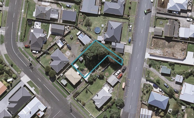 8 Tupoki Street, Glen Avon, New Plymouth - Carousel 1