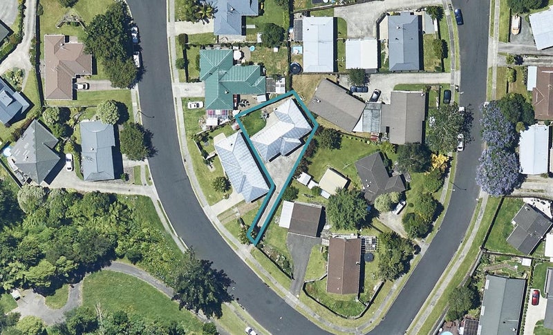 76 Townhead Crescent, Bethlehem, Tauranga - Carousel 1