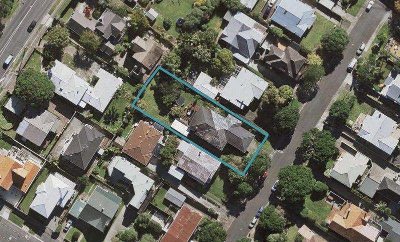 4 Korokino Road, Greenlane, Auckland - Carousel 1