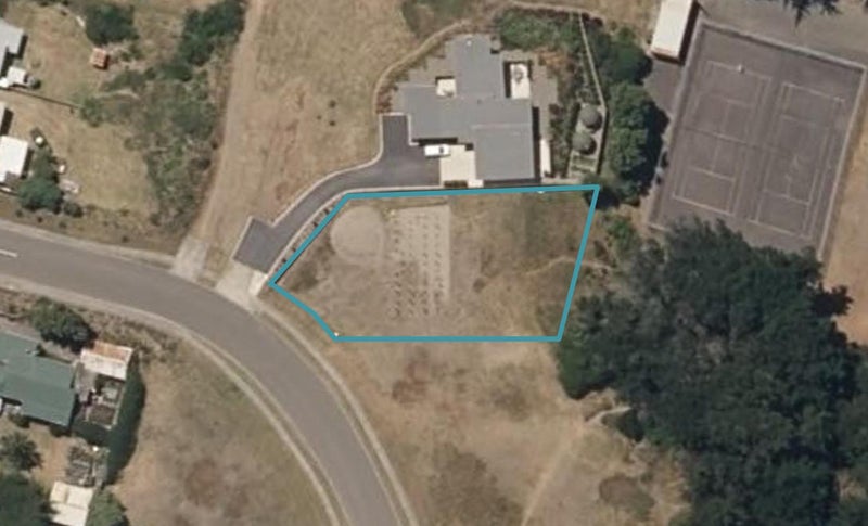 29 Taonui Street, Waitārere Beach, Levin - Carousel 1