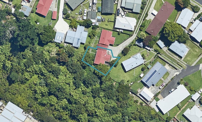 7B Redmond Street, Judea, Tauranga - Carousel 1