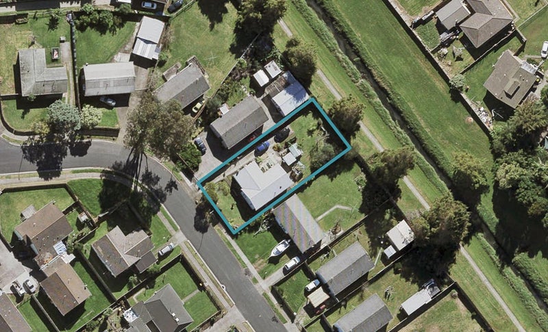18 Ventura Street, Māngere, Auckland - Carousel 1