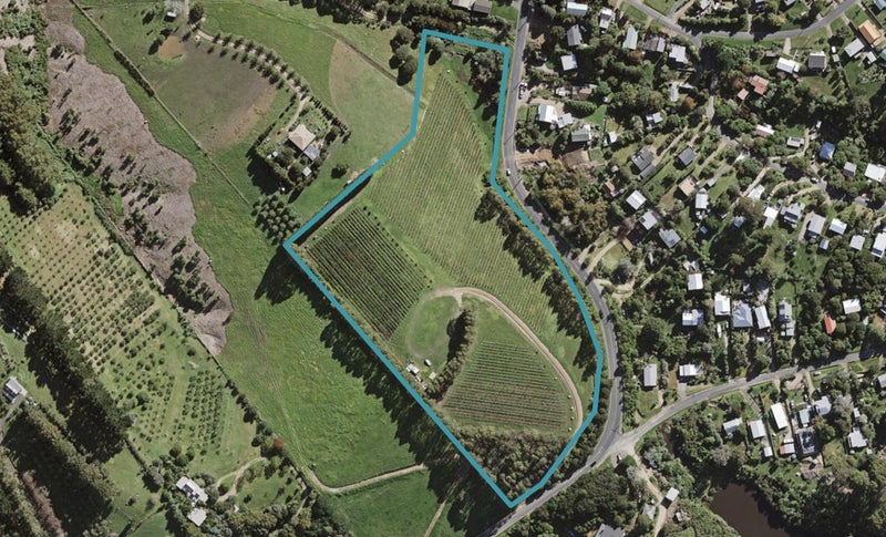 54 Onetangi Road, Onetangi, Waiheke Island - Carousel 1